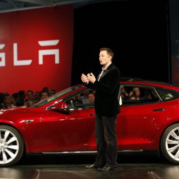 Elon-Musk-Tesla-350x350-1 Blog